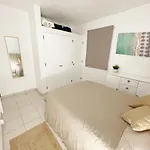 Beachfront Oura - 100m Beach, Seaview, Garage, 300m Strip Apartment *