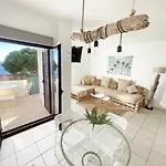 Beachfront Oura - 100m Beach, Seaview, Garage, 300m Strip * 阿尔布费拉